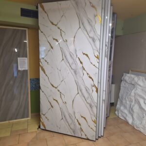 Carrara Gold - vysoký lesk