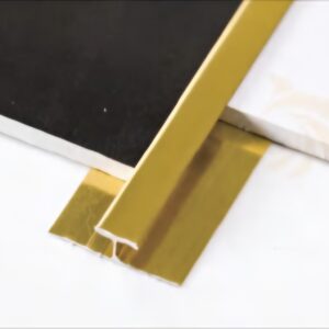 MEDENÁ spojovacia lišta k PVC FLEXI PANELU 290 cm